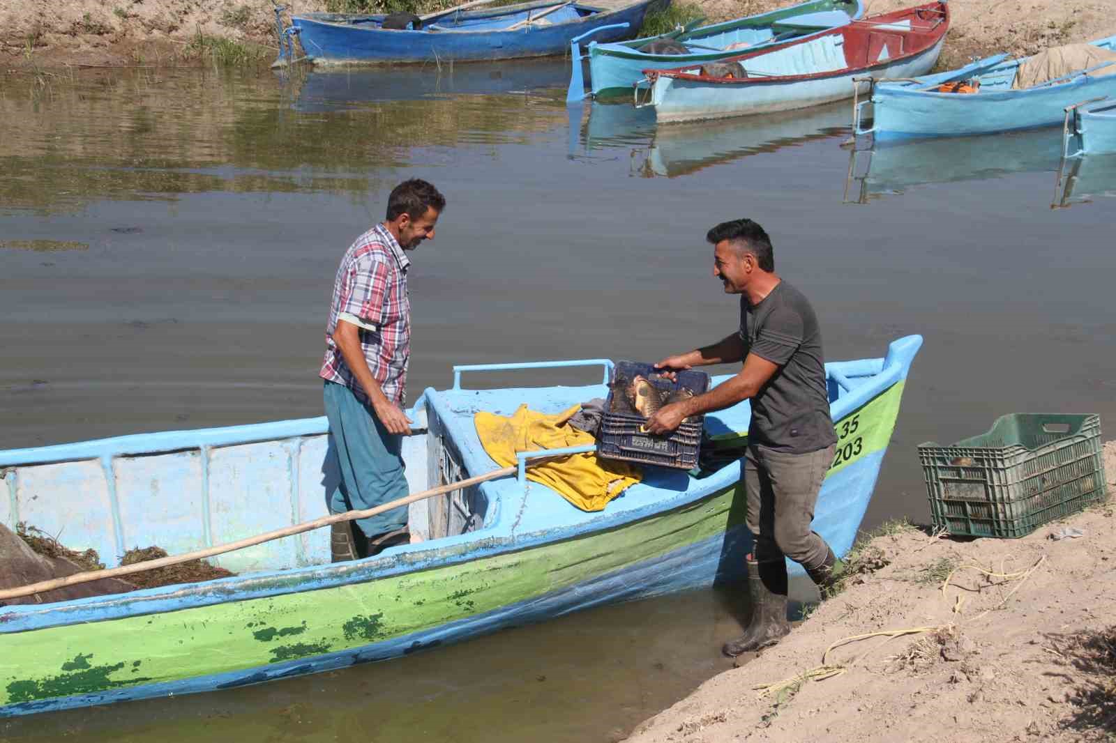 Beyşehir Gölü’nde yeni av sezonu başladı
