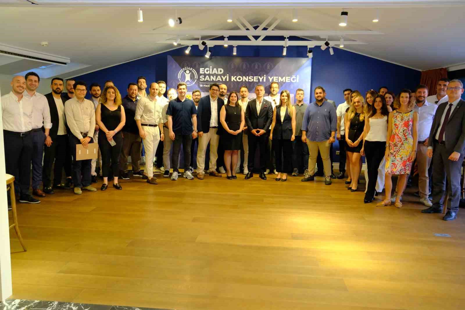 EGİAD’lı sanayicilerden geleneksel buluşma

