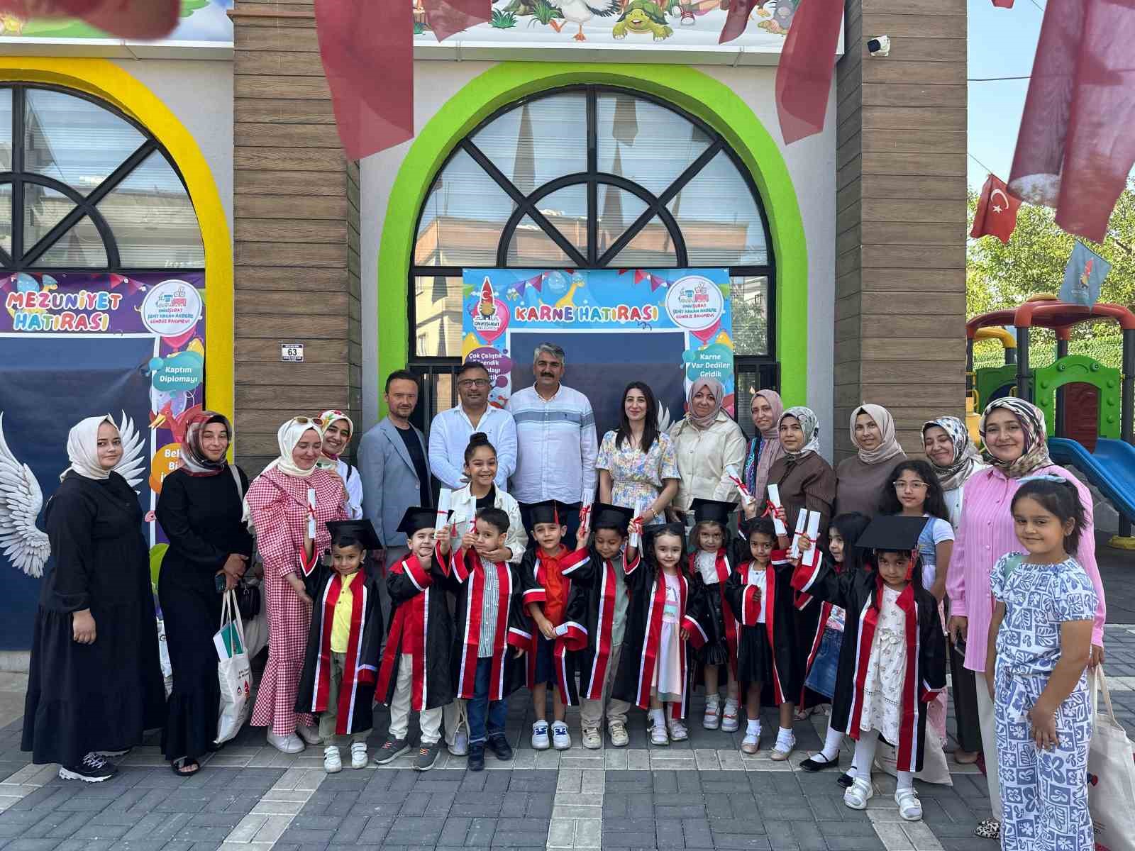 Onikişubat Belediyesinin gündüz bakımevinde ilk mezuniyet heyecanı