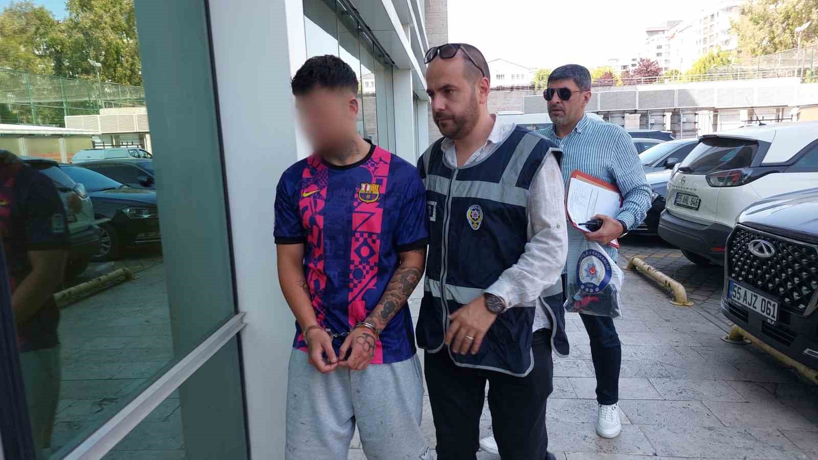 Tartıştığı üniversite öğrencisini bıçakladı