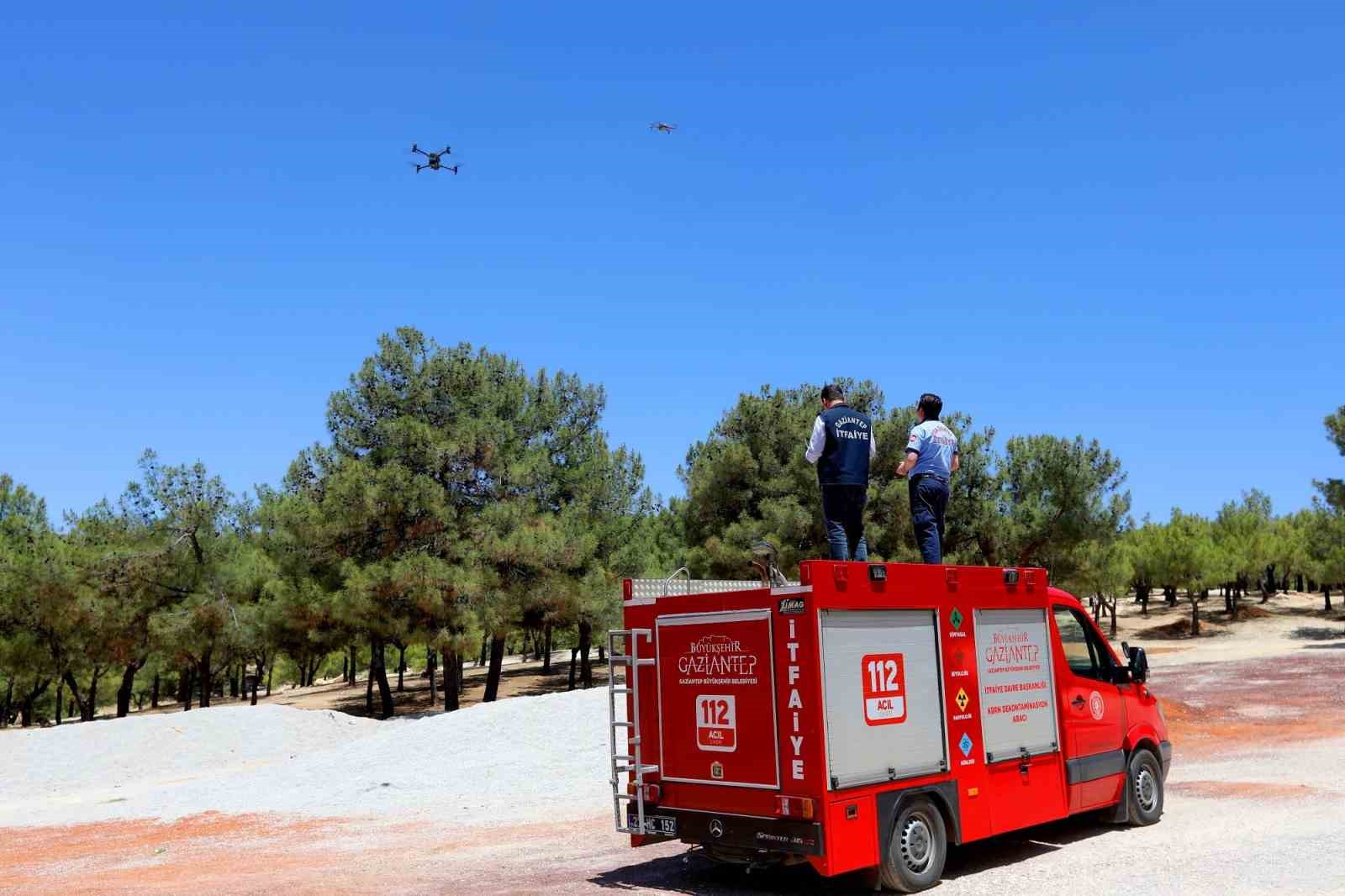B&uuml;y&uuml;kşehir İtfaiyesi&rsquo;nden termal drone ile yangın n&ouml;beti
