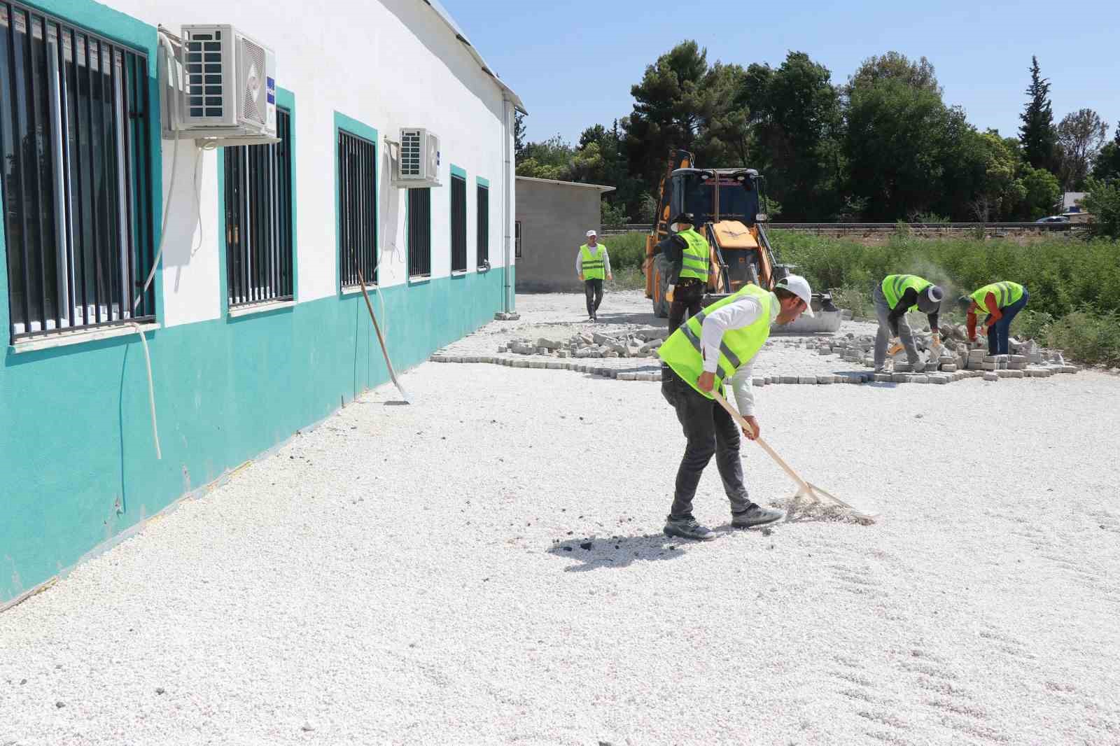 Mahallelere konforlu yol ve sosyal alan hizmeti
