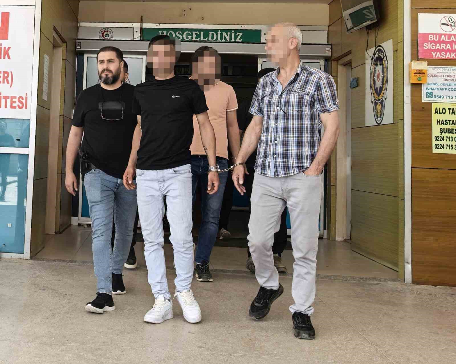 Cinayet zanlısı okey oynarken yakalandı