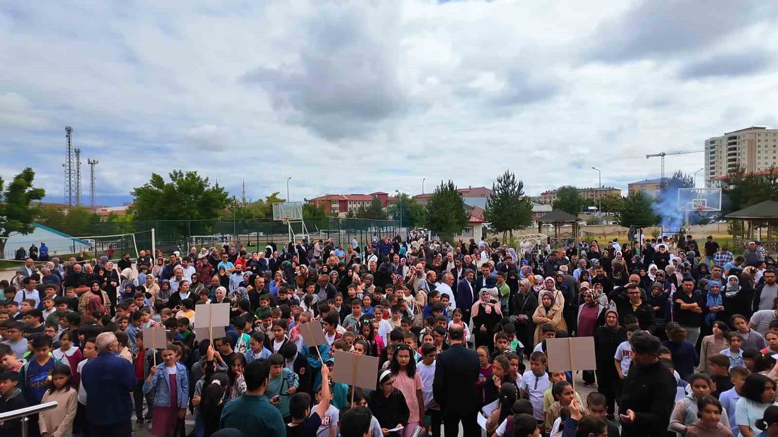 Şampiyon okula rekor başvuru
