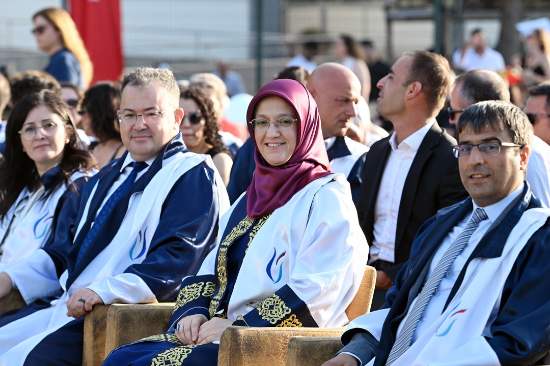 Spor Bilimleri Fakültesi 30’uncu mezunlarını verdi