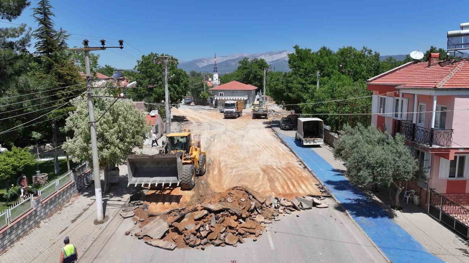 Tavas’ta kapsamlı yol düzenlemesine başlandı