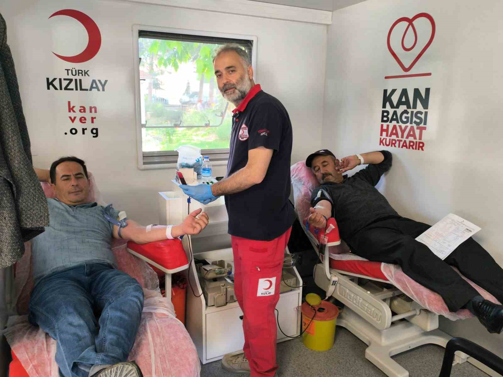 Şuhut’ta kan bağışına yoğun ilgi