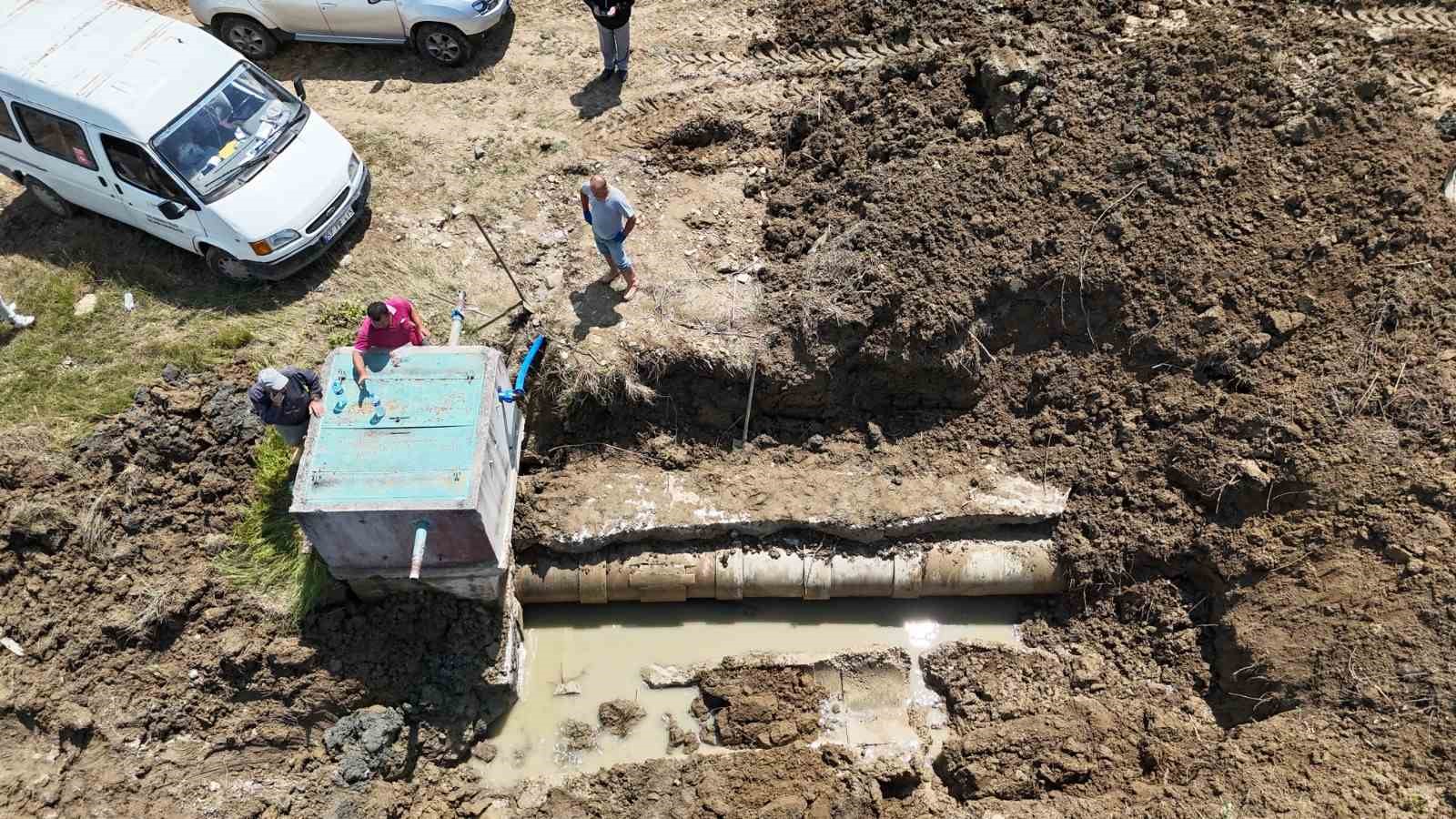 Karasu Ovası&rsquo;nda sulama hattı arızası onarıldı
