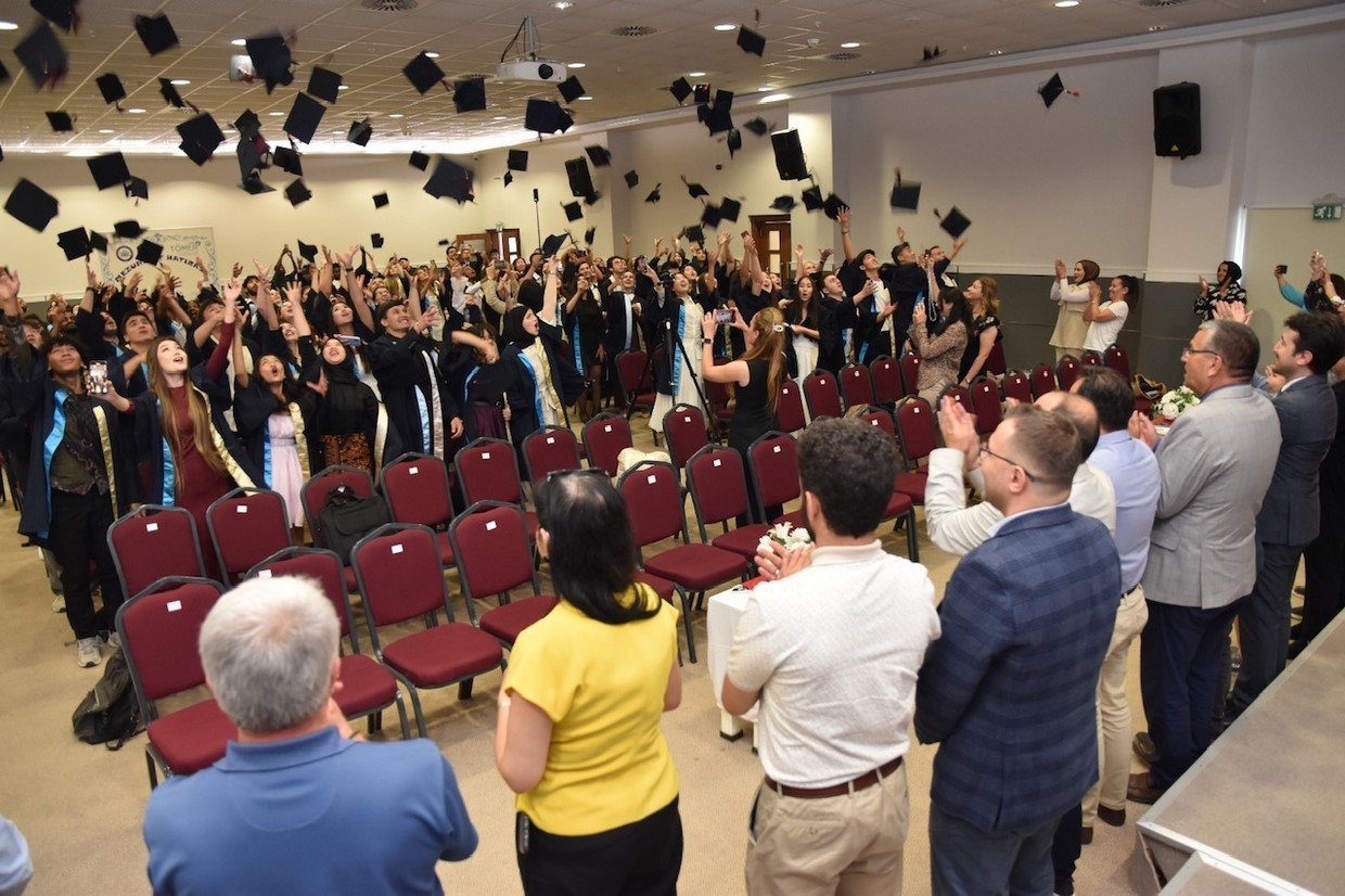 ESOGÜ TÖMER kültür elçilerini mezun etti