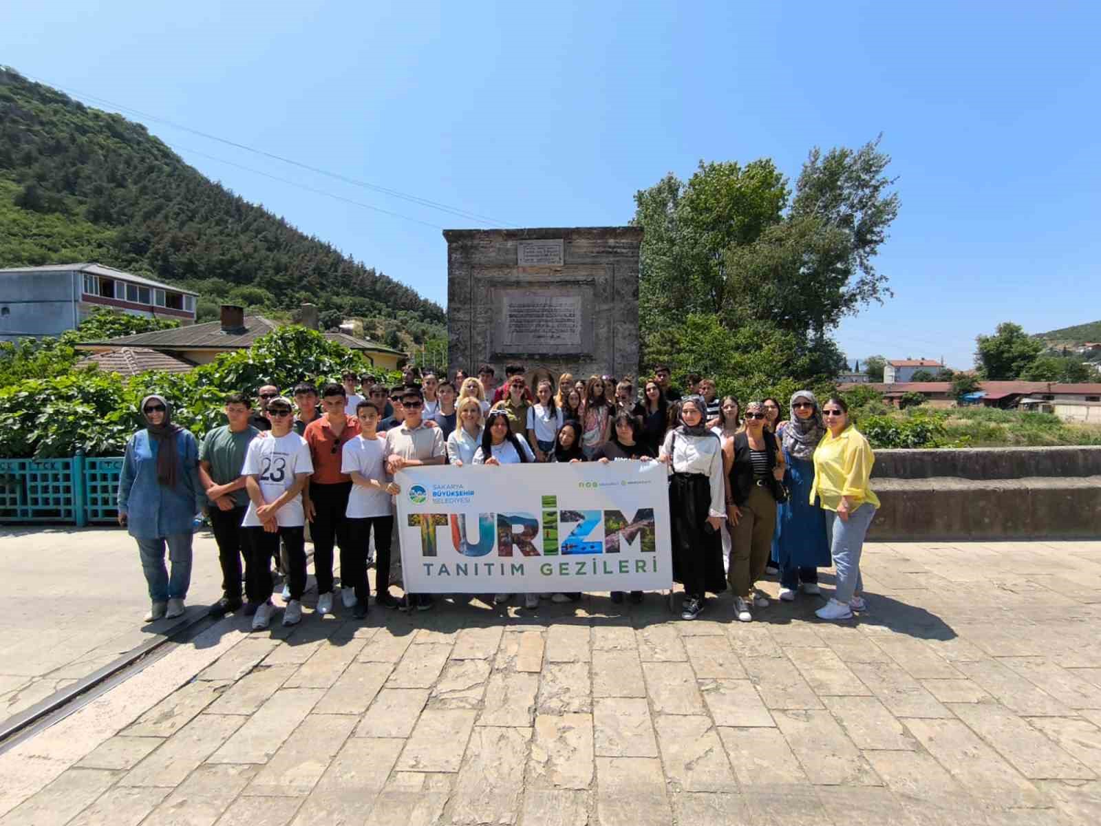 Liseli gençler Sakarya’yı keşfetti