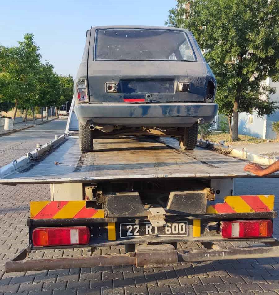 Keşan’da plakasız trafiğe çıkan çekme belgeli otomobil sürücüsüne 18 bin 534 TL ceza