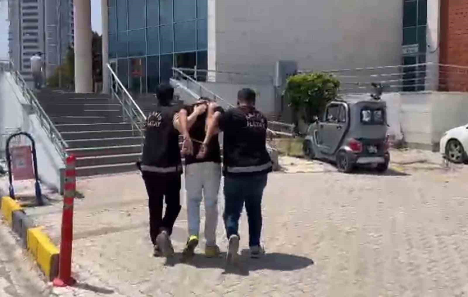 İskenderun&rsquo;da asayiş operasyonu;  5 g&ouml;zaltı
