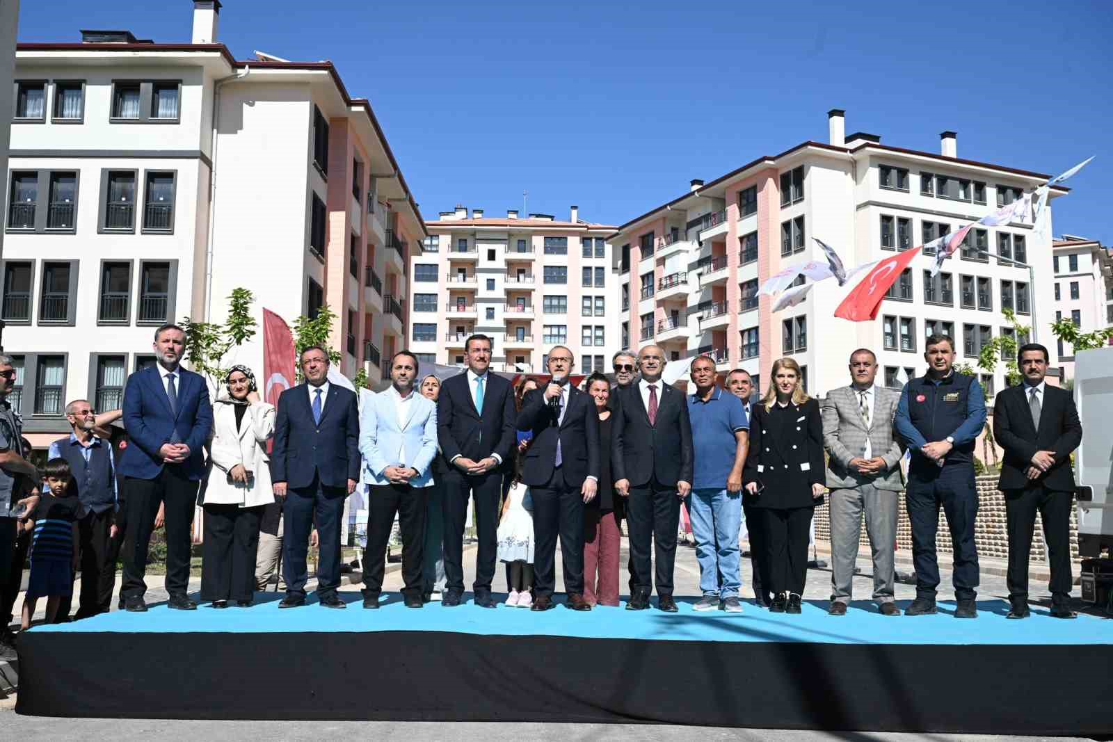 Malatya’da 8 bin 65 konut ve bin 97 iş yeri için kura çekimi yapıldı