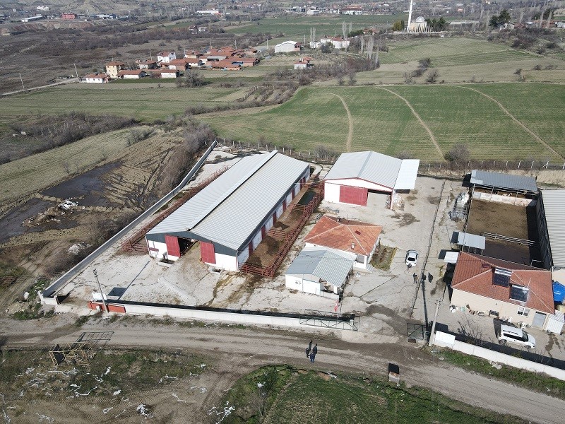 Hayalindeki &ccedil;iftliği devlet desteğiyle kurdu
