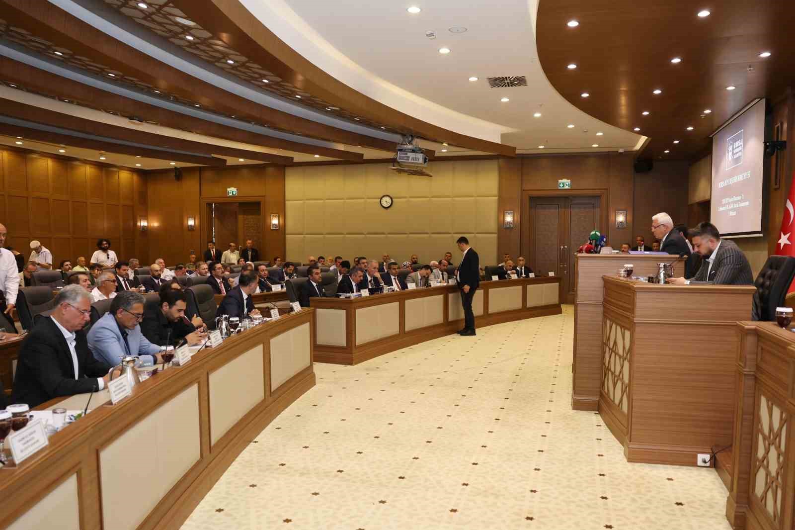 Bursa’da çarşı ve sahilde seyyar satıcıya geçit yok