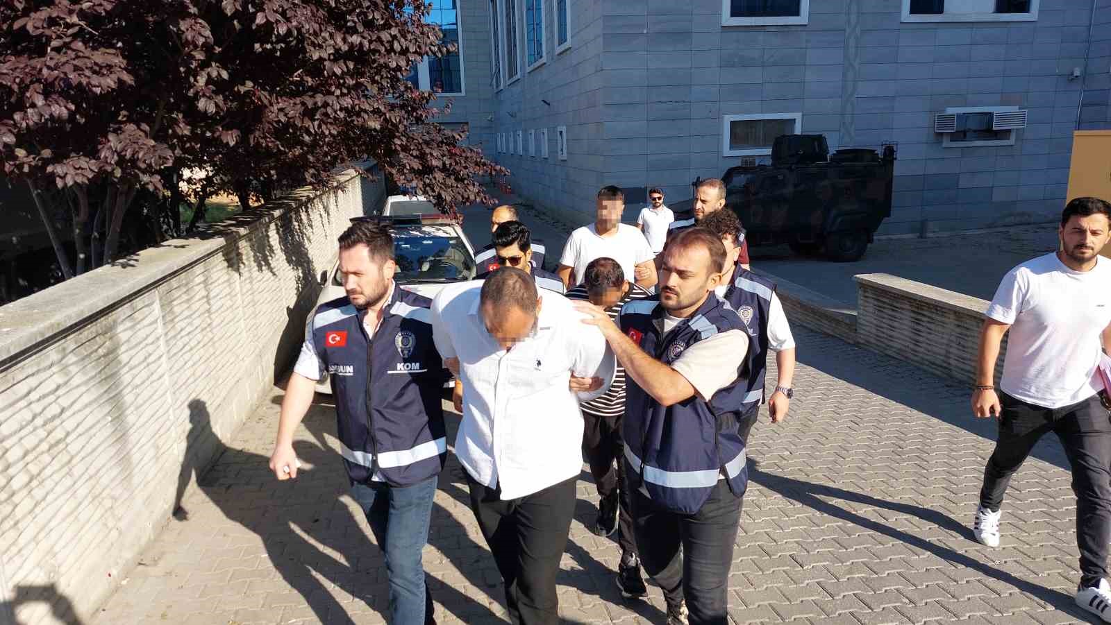 Samsun merkezli 8 ilde sahte alkol operasyonunda 4 kişi adliyeye sevk edildi
