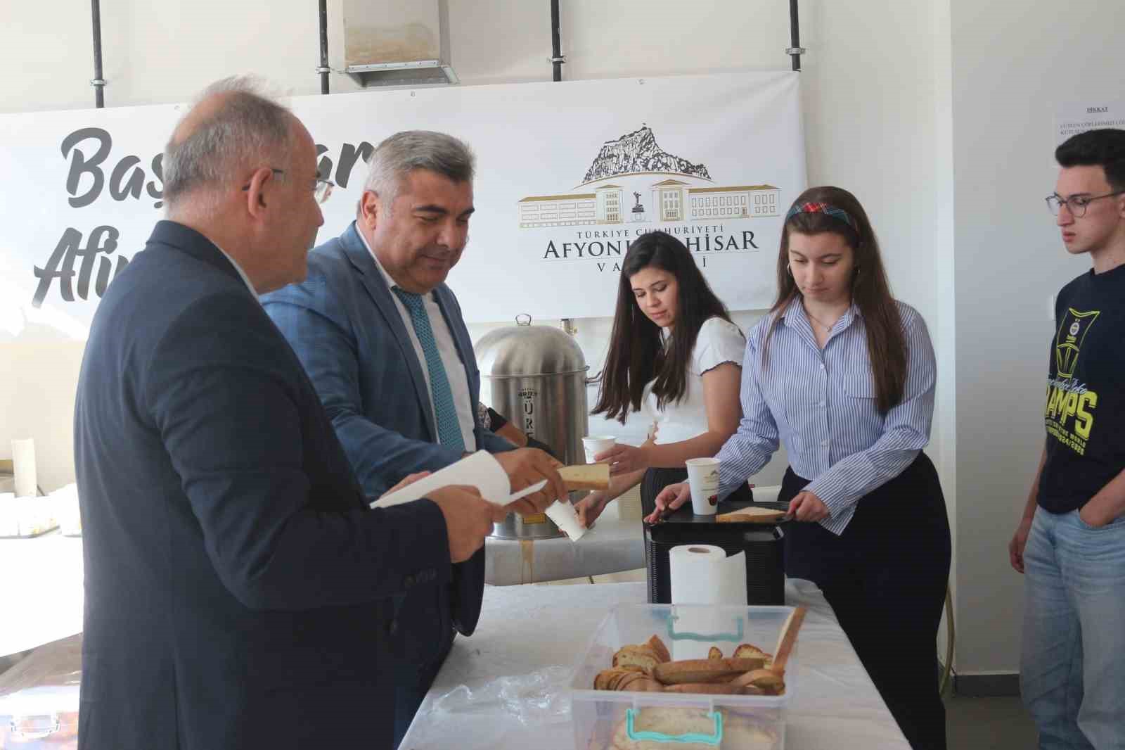 Afyonkarahisar’da YKS öğrencilerine moral desteği