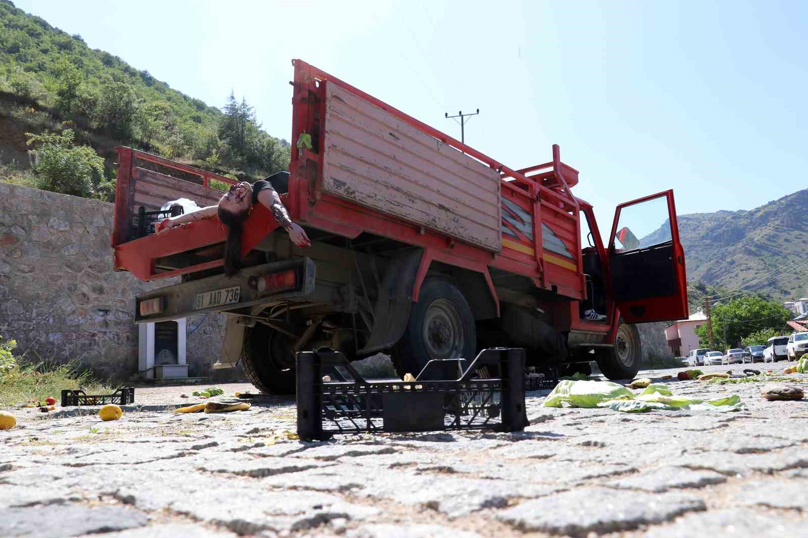 Gümüşhane UMKE’den gerçeği aratmayan tatbikat