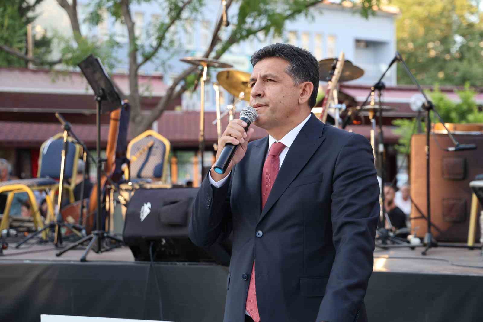 Adana Kozan’da tarih, spor ve sanat için temeller atıldı