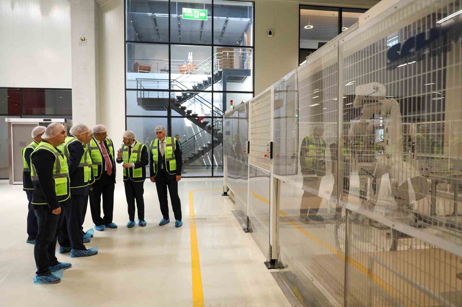 Sanayinin devleri D&uuml;zce&rsquo;de buluştu
