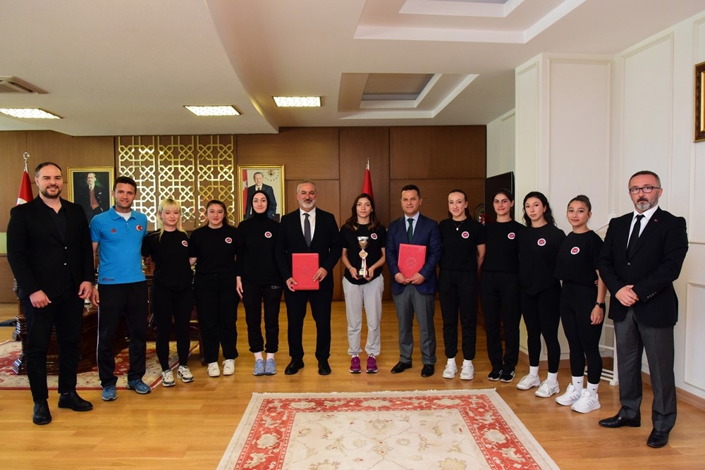 Kastamonu &Uuml;niversitesi ile T&uuml;rkiye Ragbi Federasyonu arasında işbirliği protokol&uuml; imzalandı
