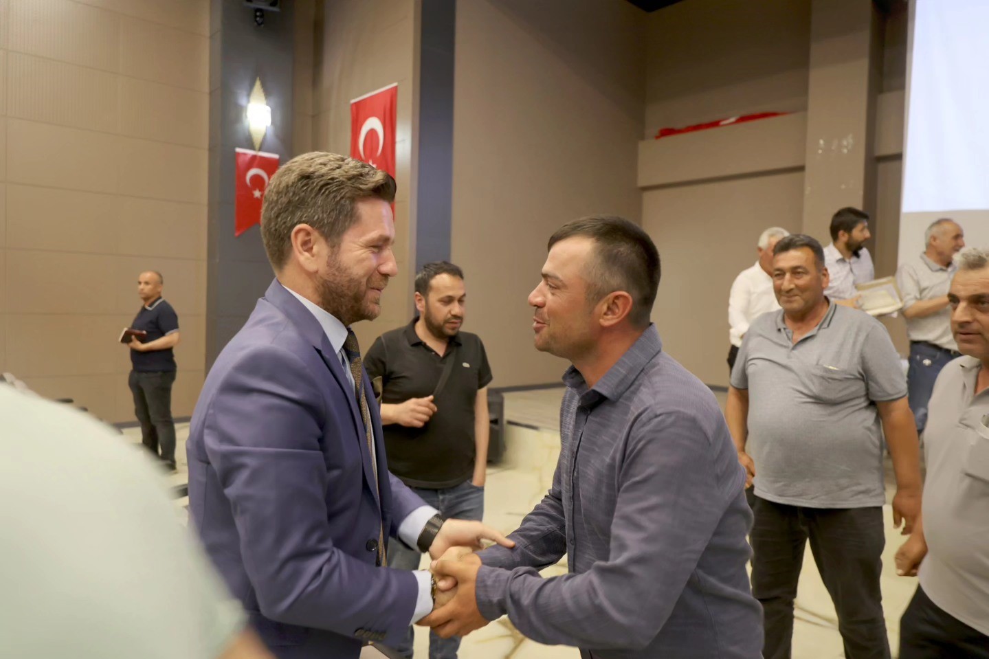 Başkan Tatık mahalle muhtarlarıyla bir araya geldi