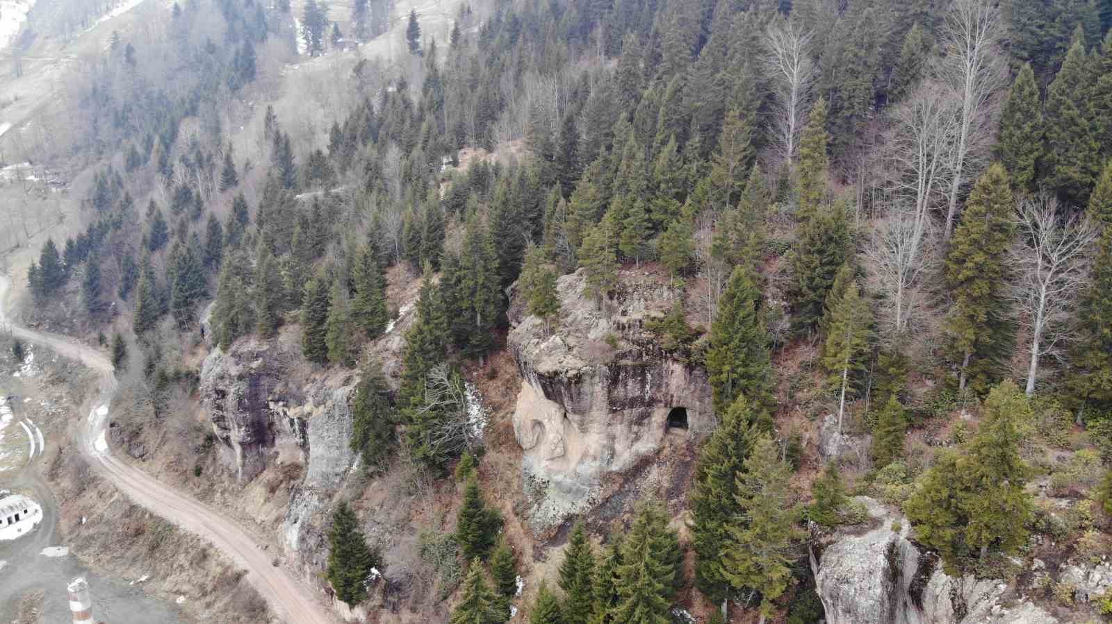 Trabzon&rsquo;da 10 bin yıllık tarih g&uuml;n y&uuml;z&uuml;ne &ccedil;ıktı
