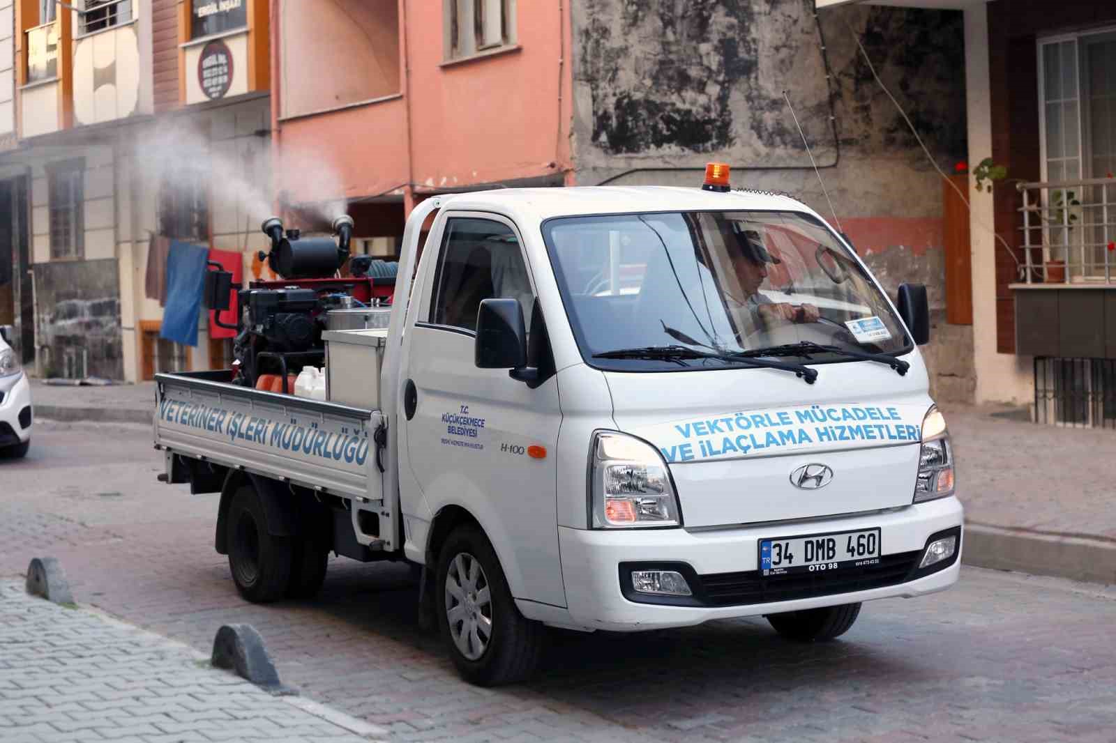 Küçükçekmece’de sivrisineklere geçit yok

