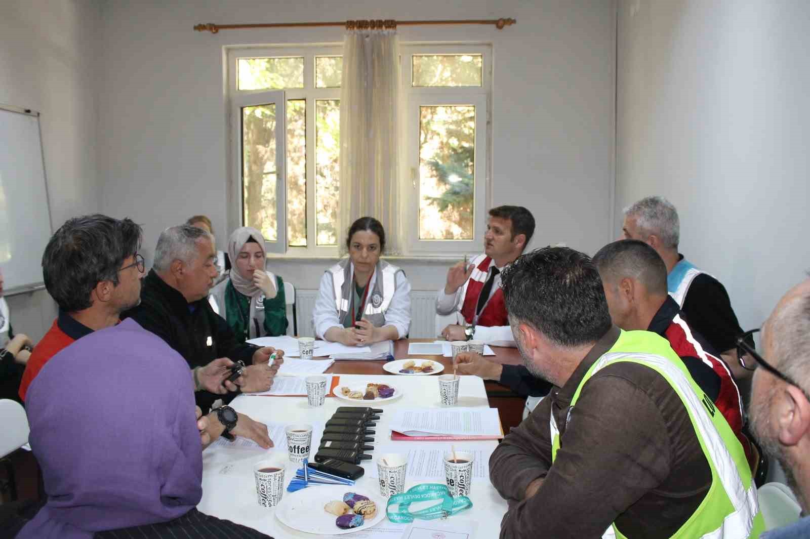 Akçakoca Devlet Hastanesinde kriz anı simülasyonu