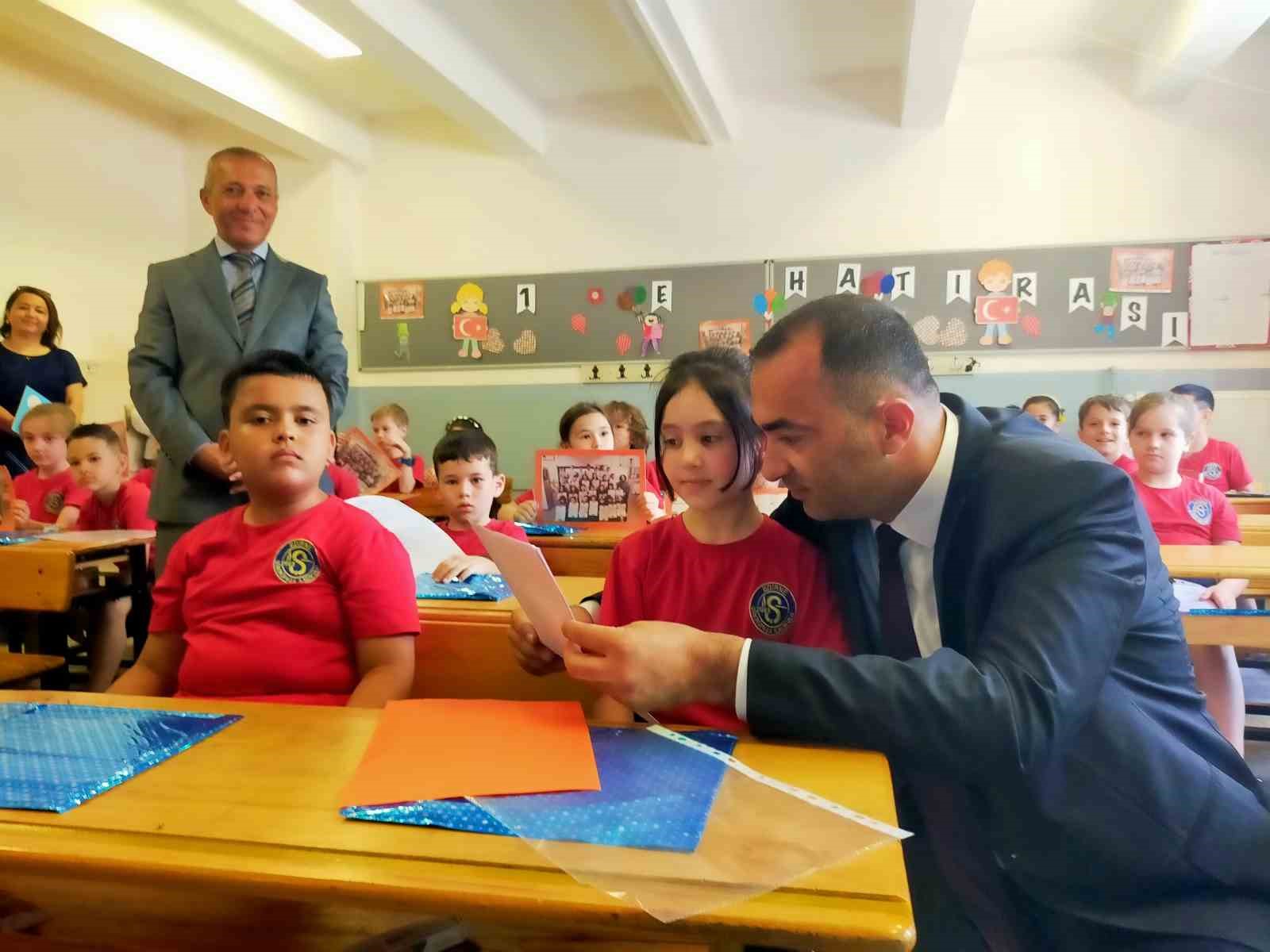 Edirne&rsquo;de 43 bin 966 &ouml;ğrenci karne aldı
