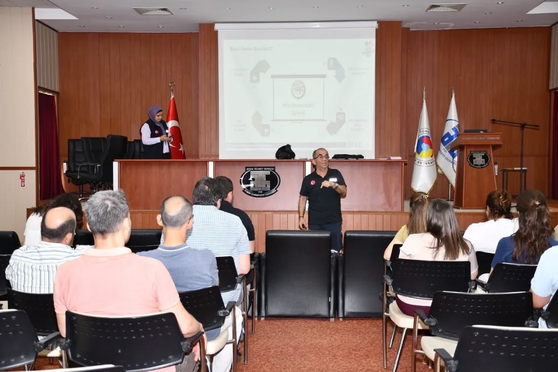 Aydın Ticaret Borsası personeline AFAD’dan Afet ve Yangın Eğitimi
