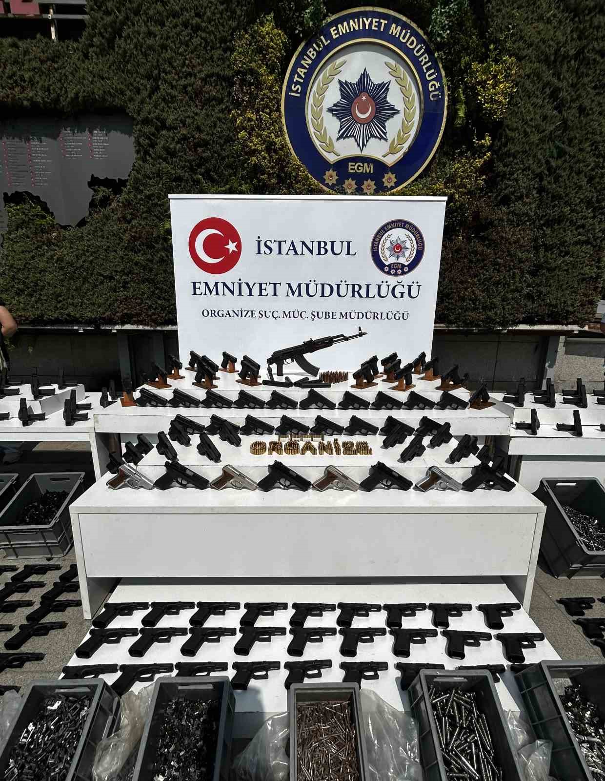 İstanbul&rsquo;da "yeni nesil mafyalara" dev operasyon: 69 g&ouml;zaltı
