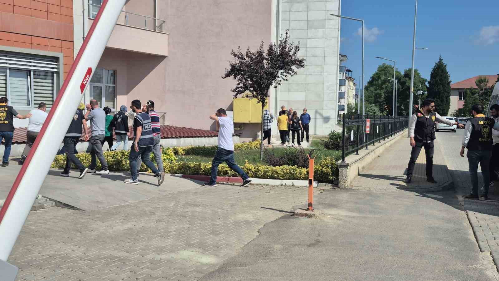 Bartın’daki fuhuş operasyonunda 4 tutuklama