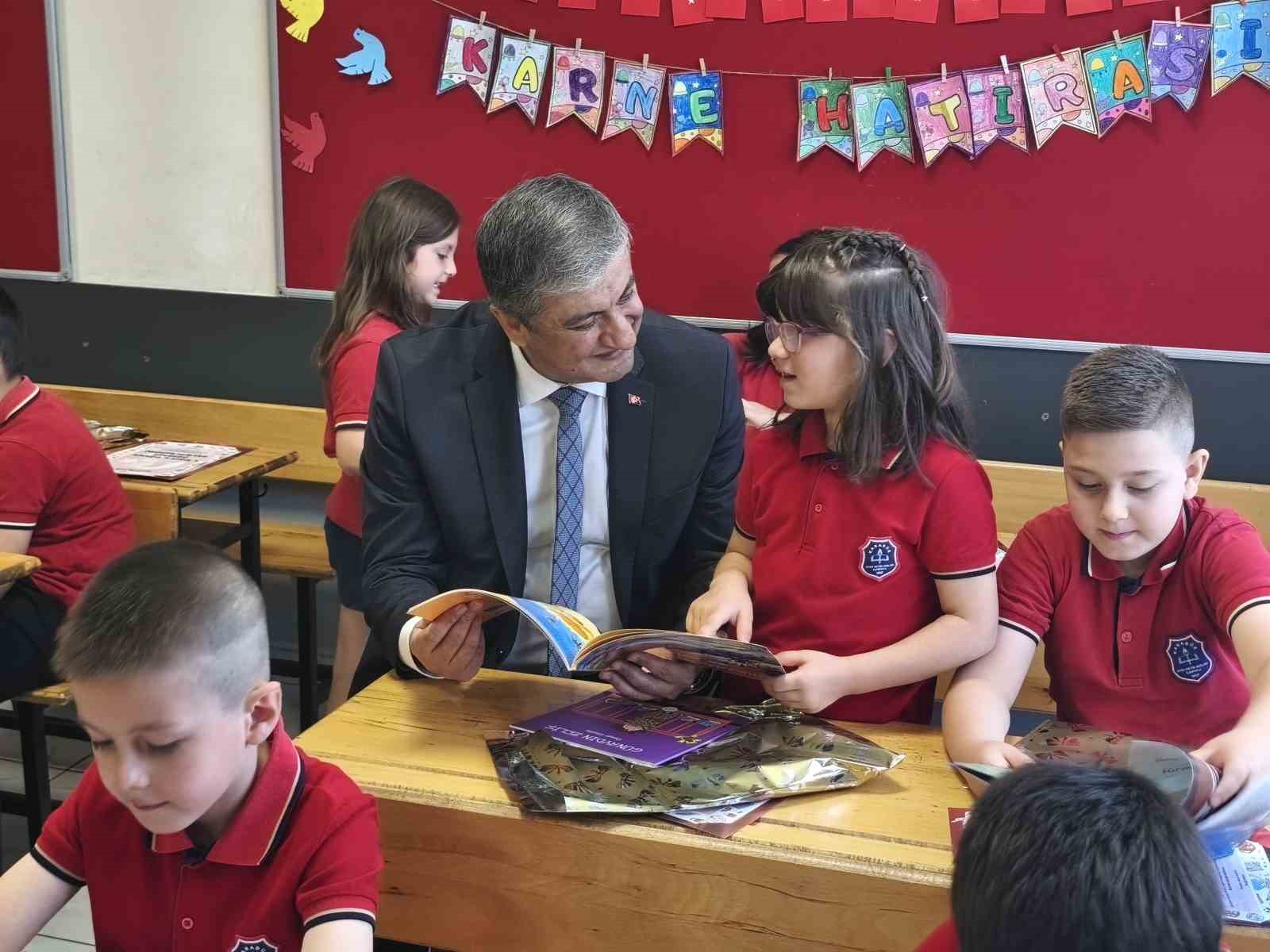 Karab&uuml;k&rsquo;te 2024-2025 eğitim &ouml;ğretim yılı sona erdi
