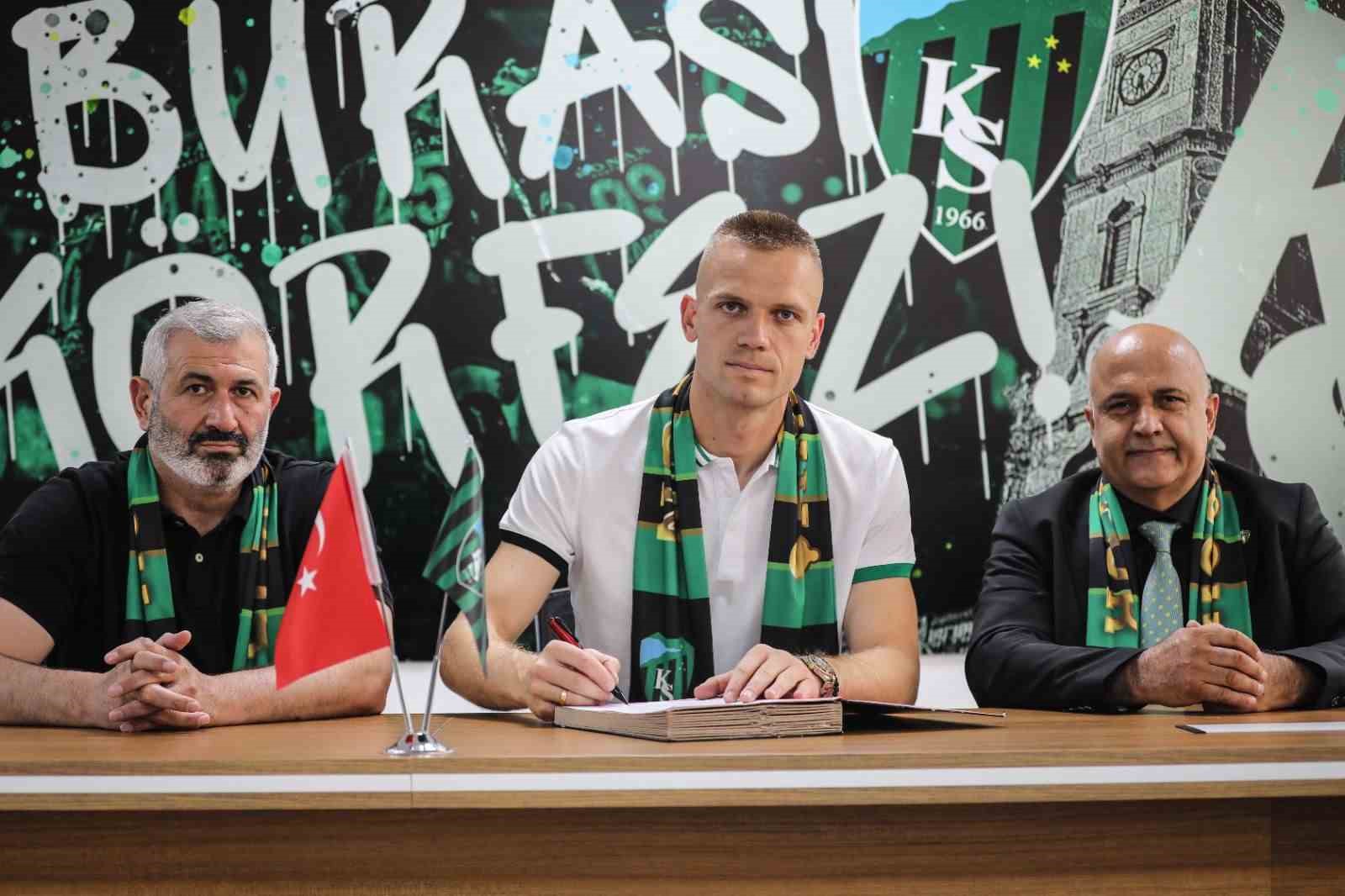Kocaelispor, Jovanovic’i renklerine bağladı