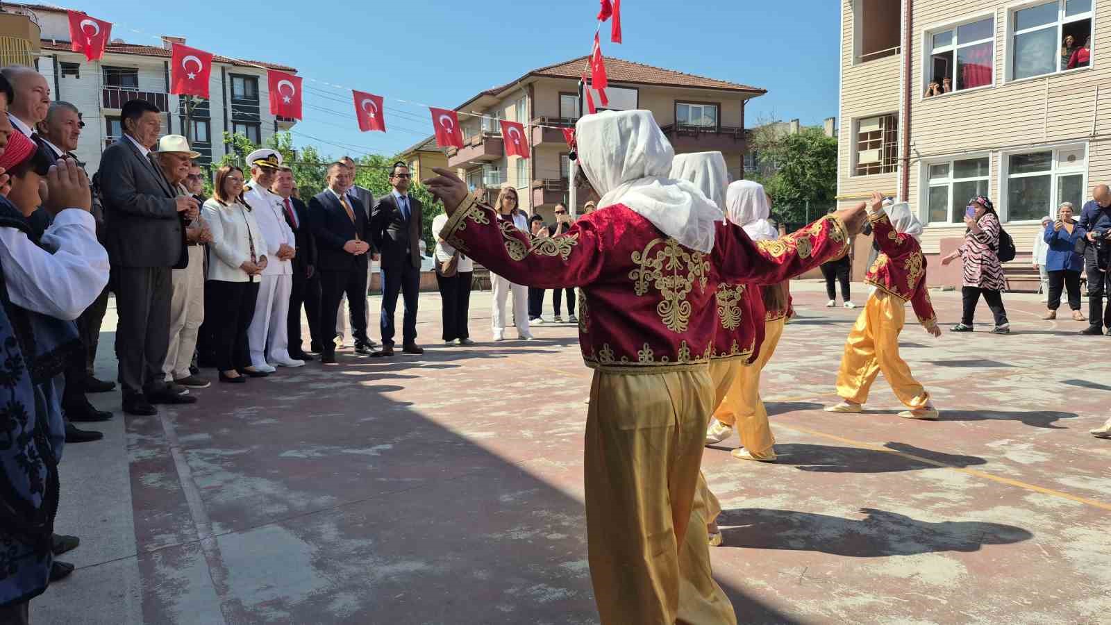 Bartın&rsquo;da karne g&uuml;n&uuml; heyecanı
