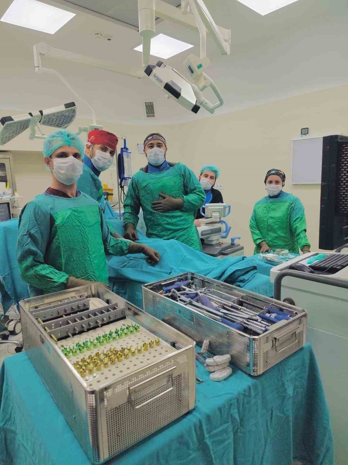 Bel kayması ameliyatı kapalı yöntemle başarılı bir şekilde gerçekleştirildi