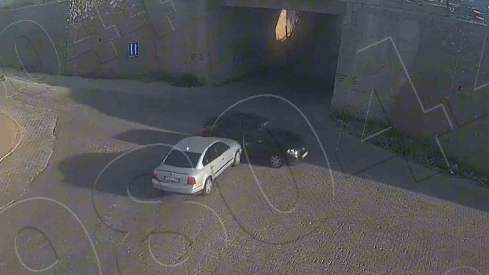 Kırıkkale’de dikkatsiz sürücülerin yaşadığı trafik kazaları kamerada
