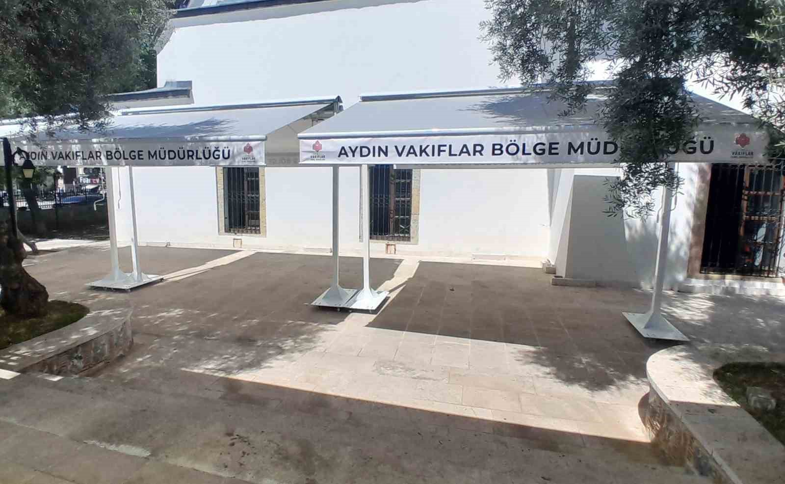 Vakıflar Bölge Müdürlüğünden Kurşunlu Camii’ne tente