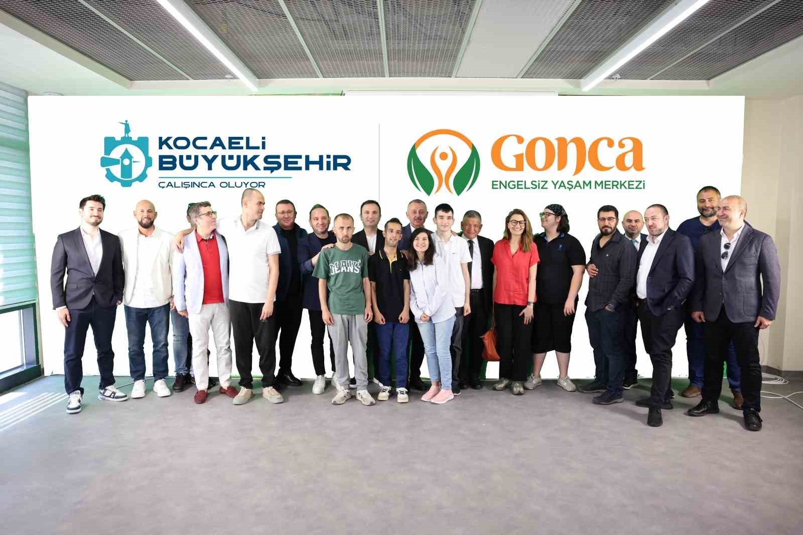 Bu merkezin her kapısı umuda açılıyor

