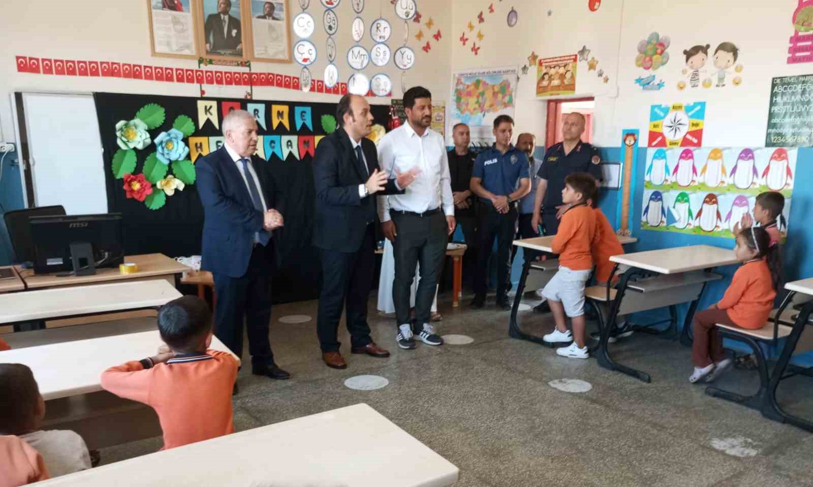 Araban’da 9 Bin 785 öğrenci karne sevinci yaşadı