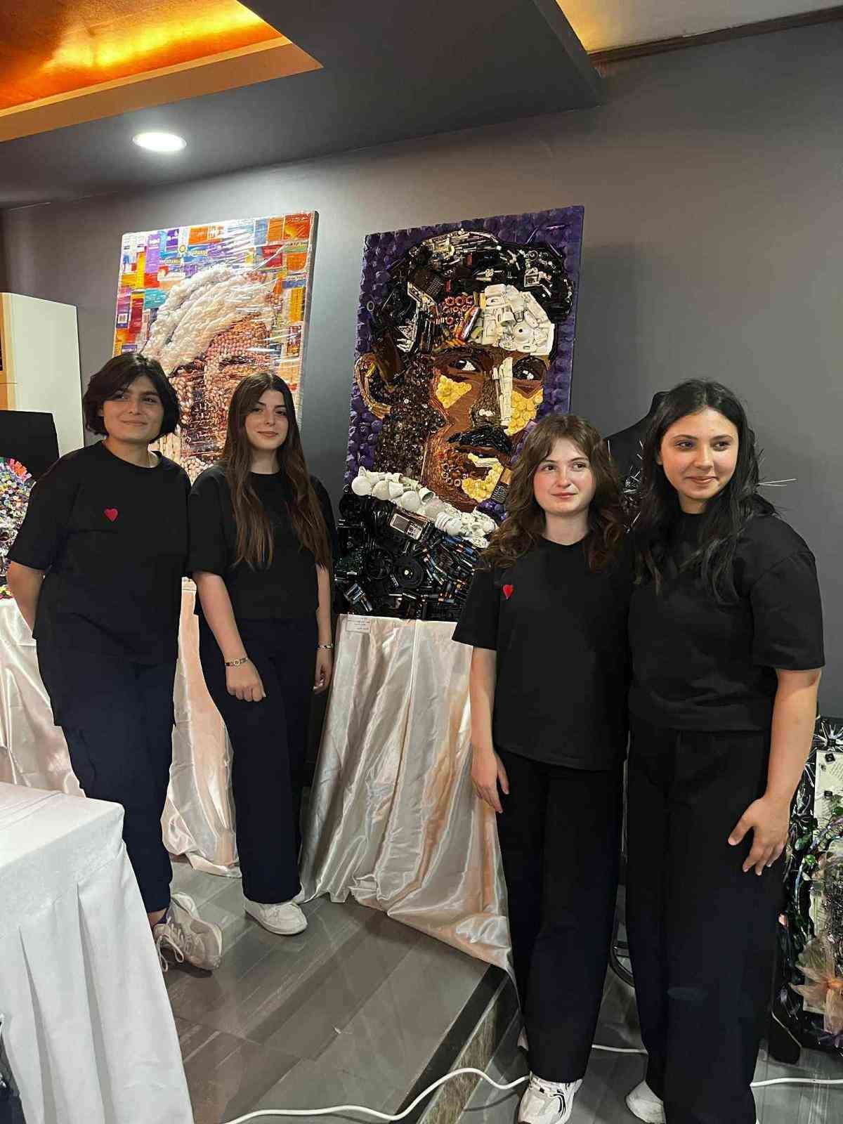 Samsunlu öğrencilerden "Sıfır Atıkla Sanat Yarışması"nda Türkiye birinciliği
