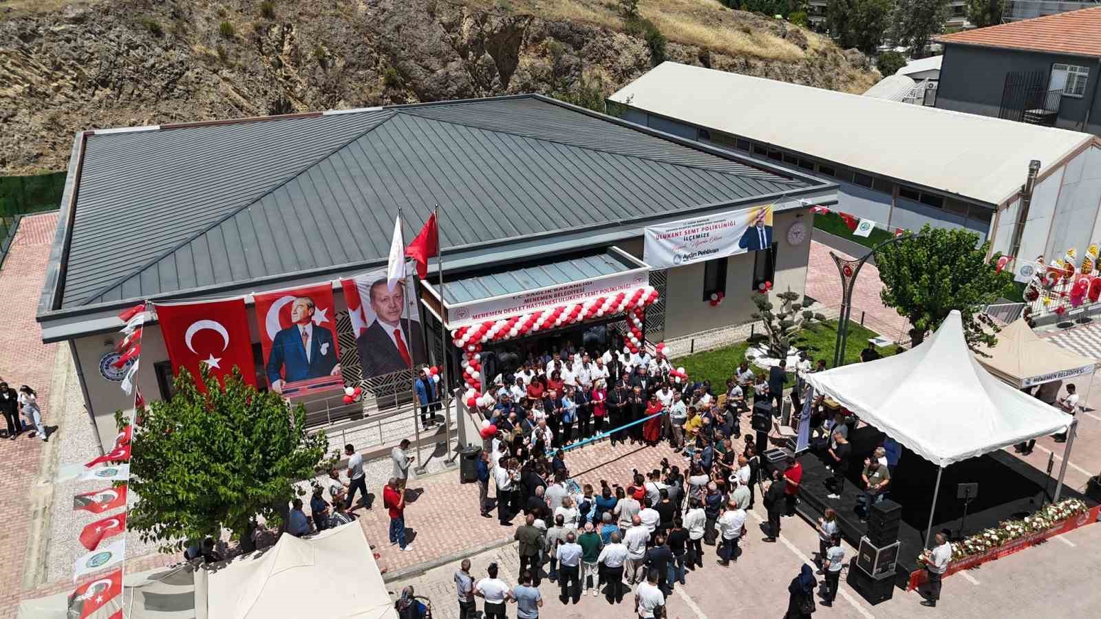 İzmir protokolü, Ulukent Semt Polikliniği açılışında buluştu
