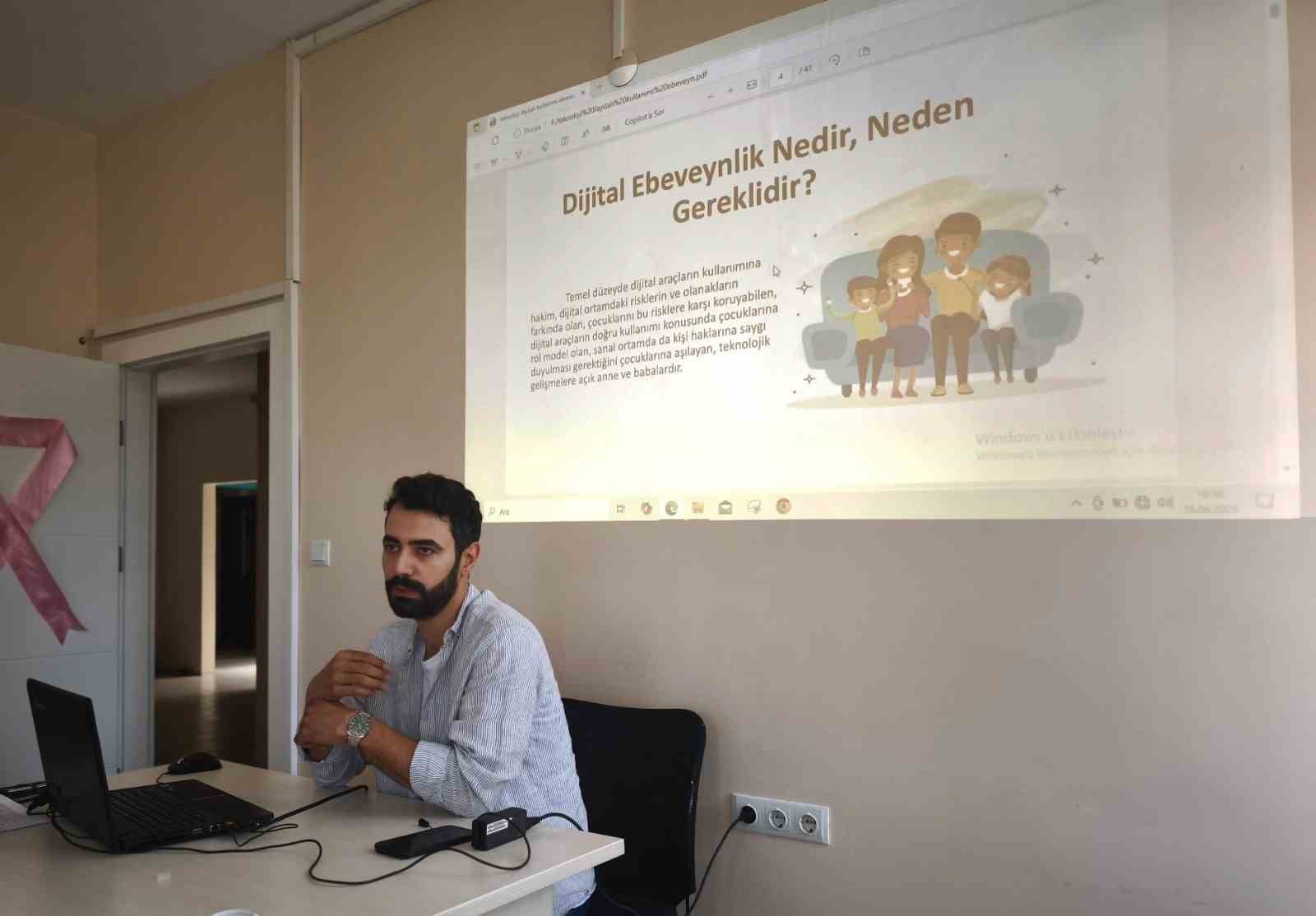 Sağlıklı Hayat Merkezi ’Ebeveyn Okulu’ ilk mezunlarını verdi
