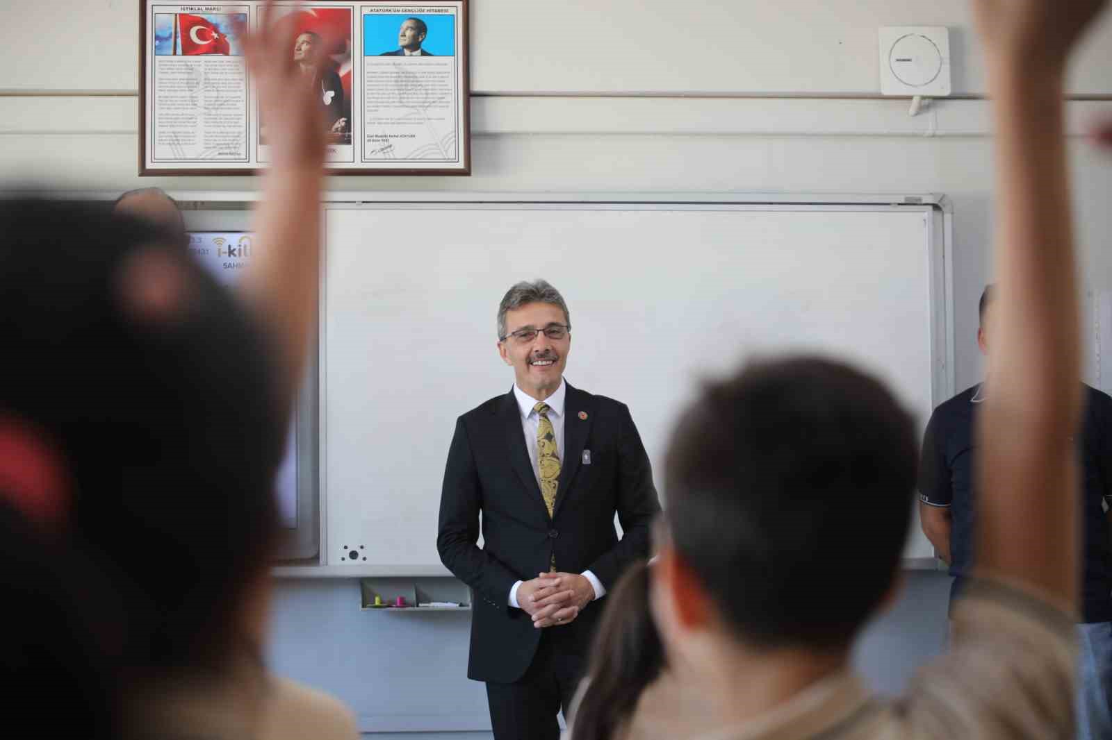 Karneler Başkan Dinç’ten