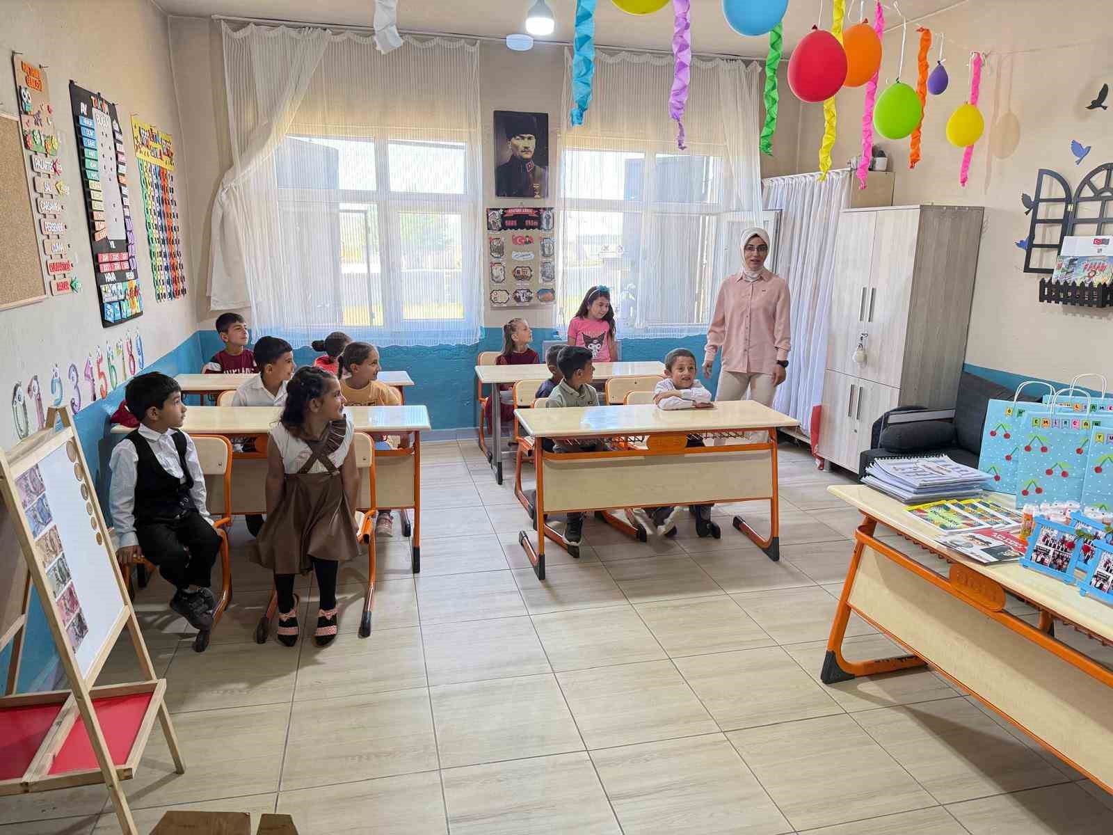 Patnos’ta 29 bin öğrenci karne sevinci yaşadı