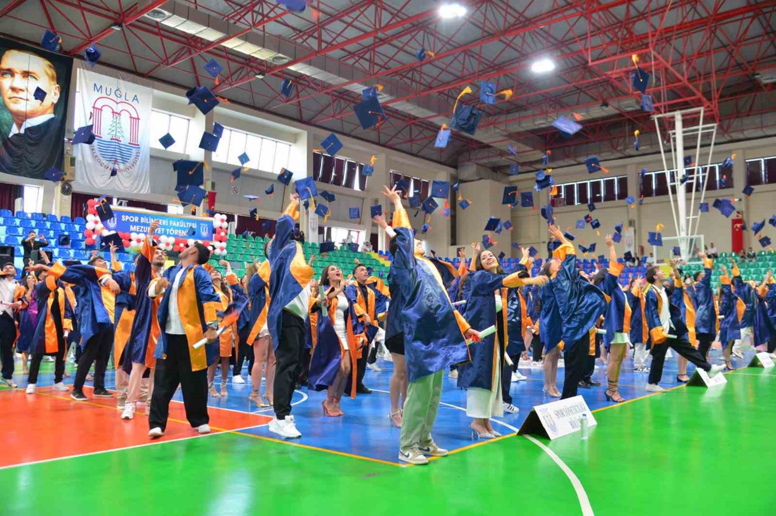 MSKÜ Spor Bilimleri Fakültesinde mezuniyet töreni