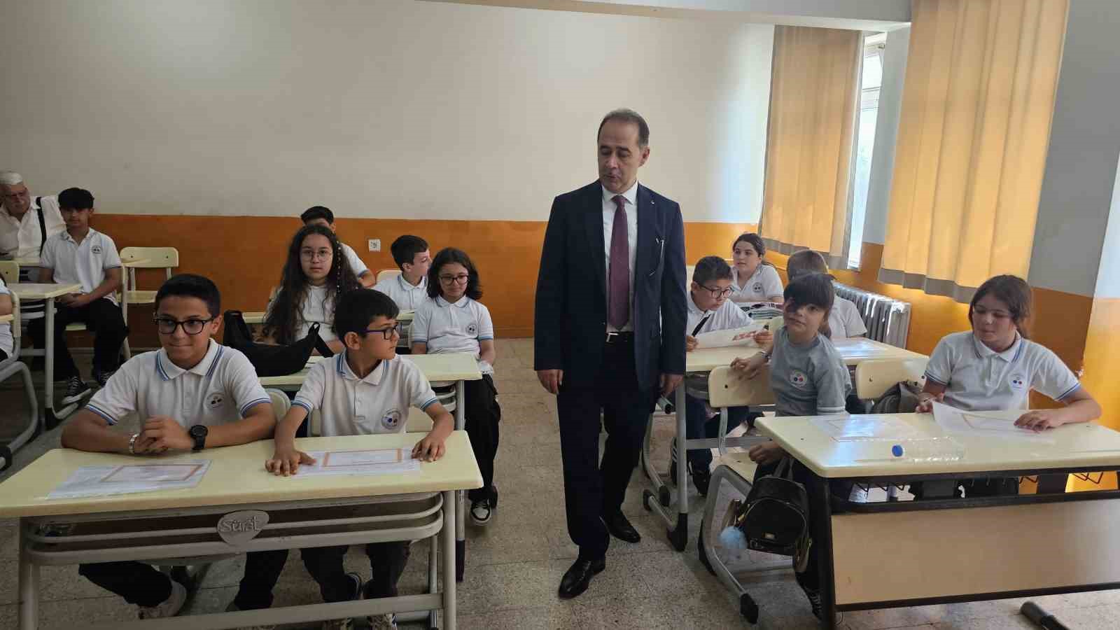 Bandırma&rsquo;da karne heyecanı
