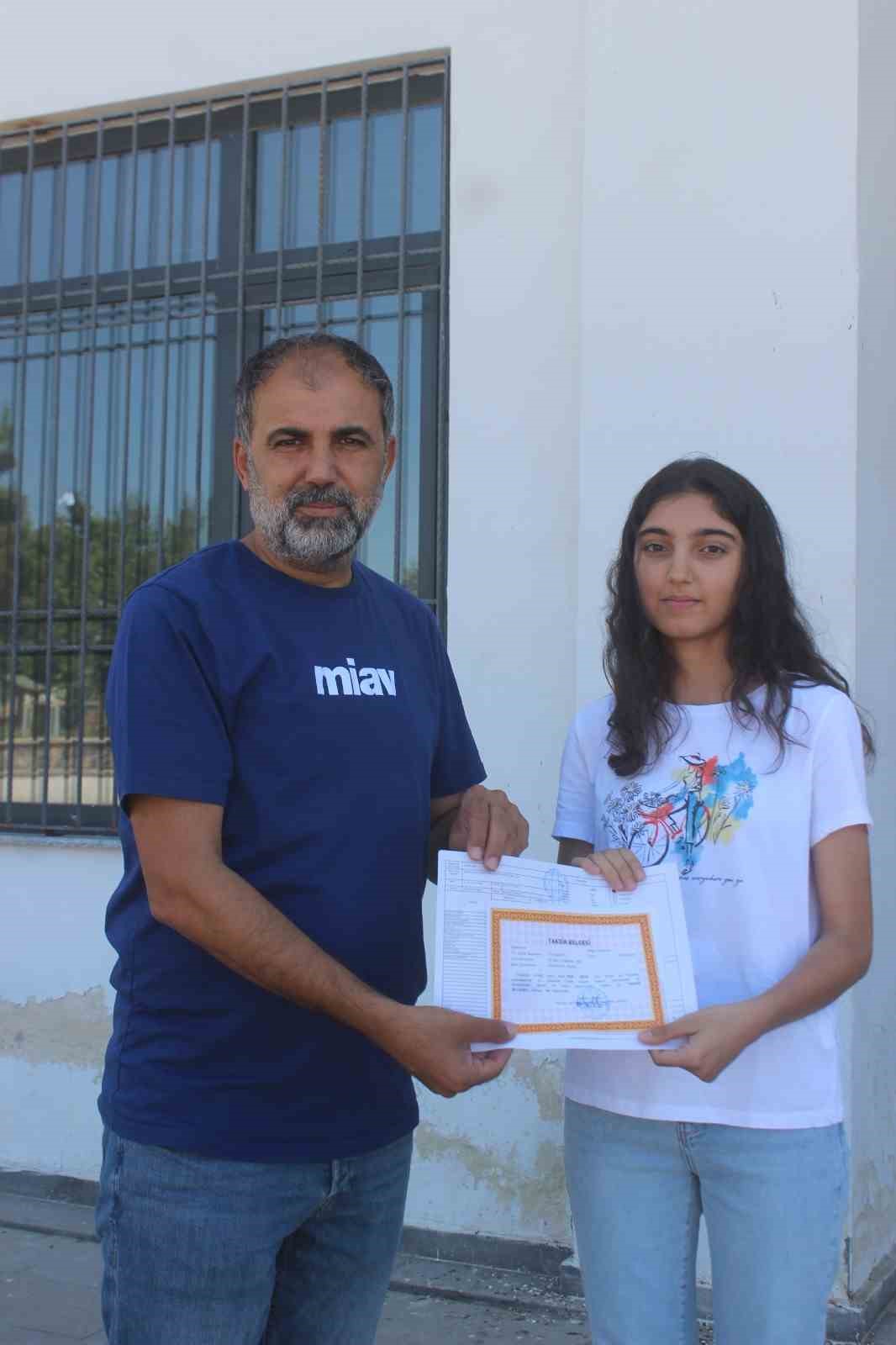 Yavuzeli&rsquo;nde 5 bin &ouml;ğrenci karne sevinci yaşadı
