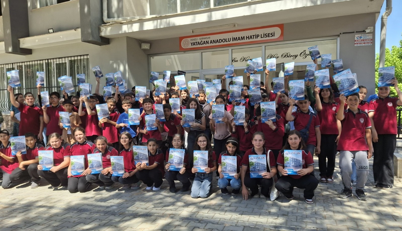 Liselilerin hazırladığı ‘Sancak’ dergisi okuyucuyla buluştu